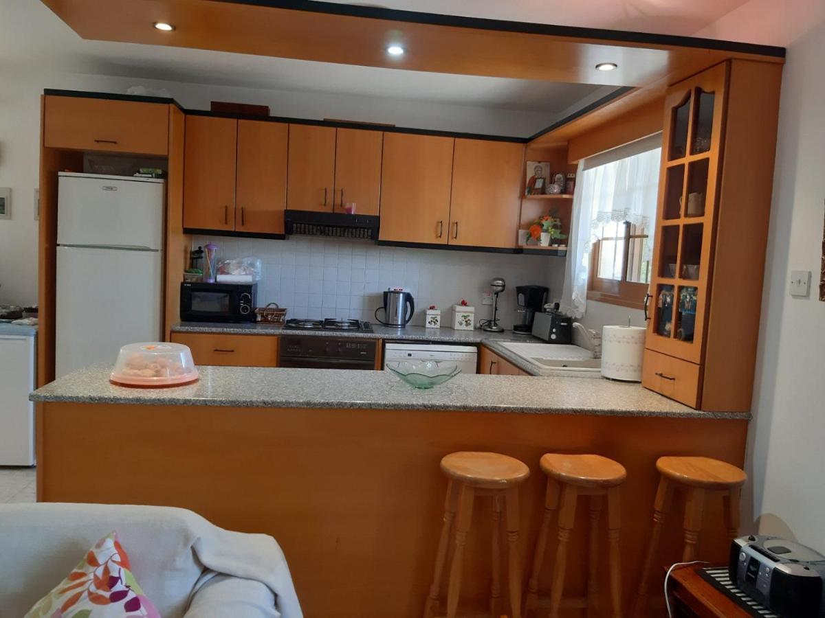 Zena Holiday Villa Pissouri Esterno foto