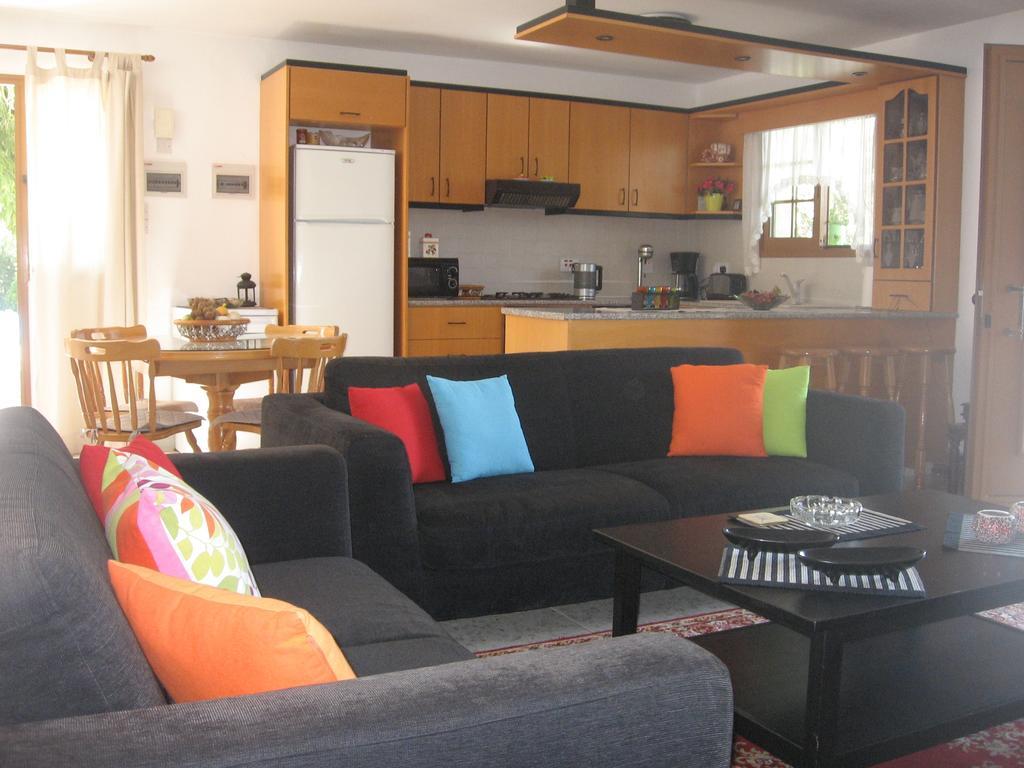 Zena Holiday Villa Pissouri Camera foto