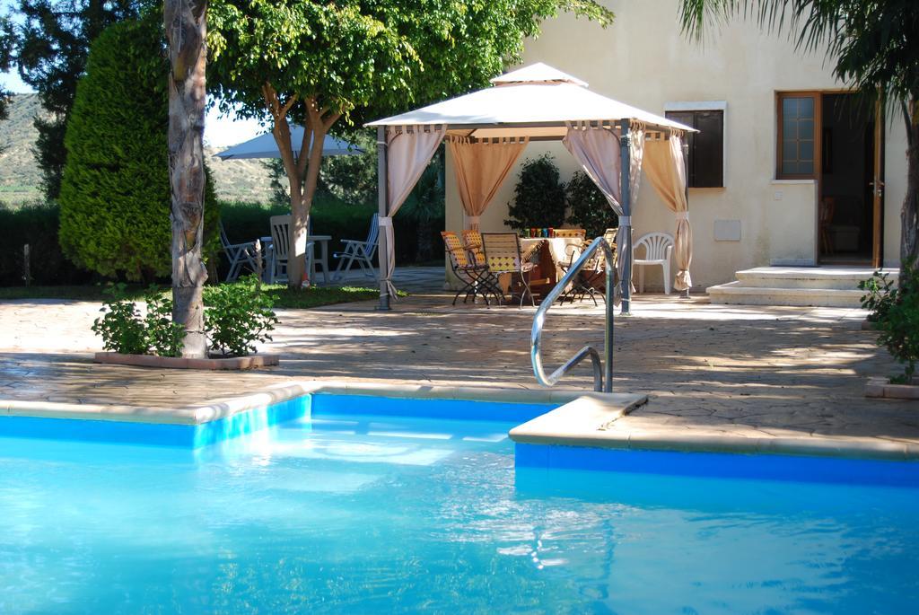 Zena Holiday Villa Pissouri Esterno foto