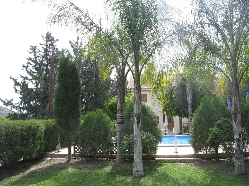 Zena Holiday Villa Pissouri Esterno foto